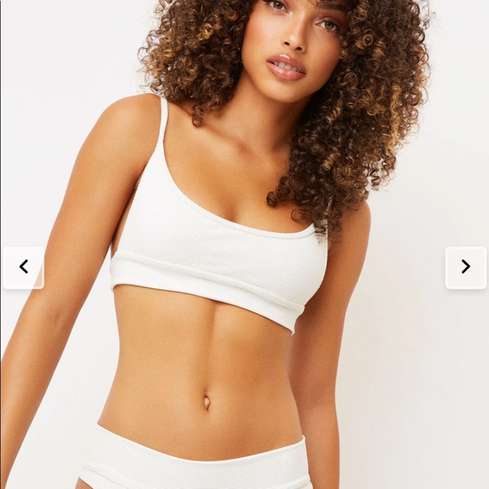 Frankies Bikinis Top